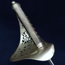 British 1905 Pattern Infantry Staff Sergeants Sword by Enfield, 1912 Rehilt and Conversion for George V 19